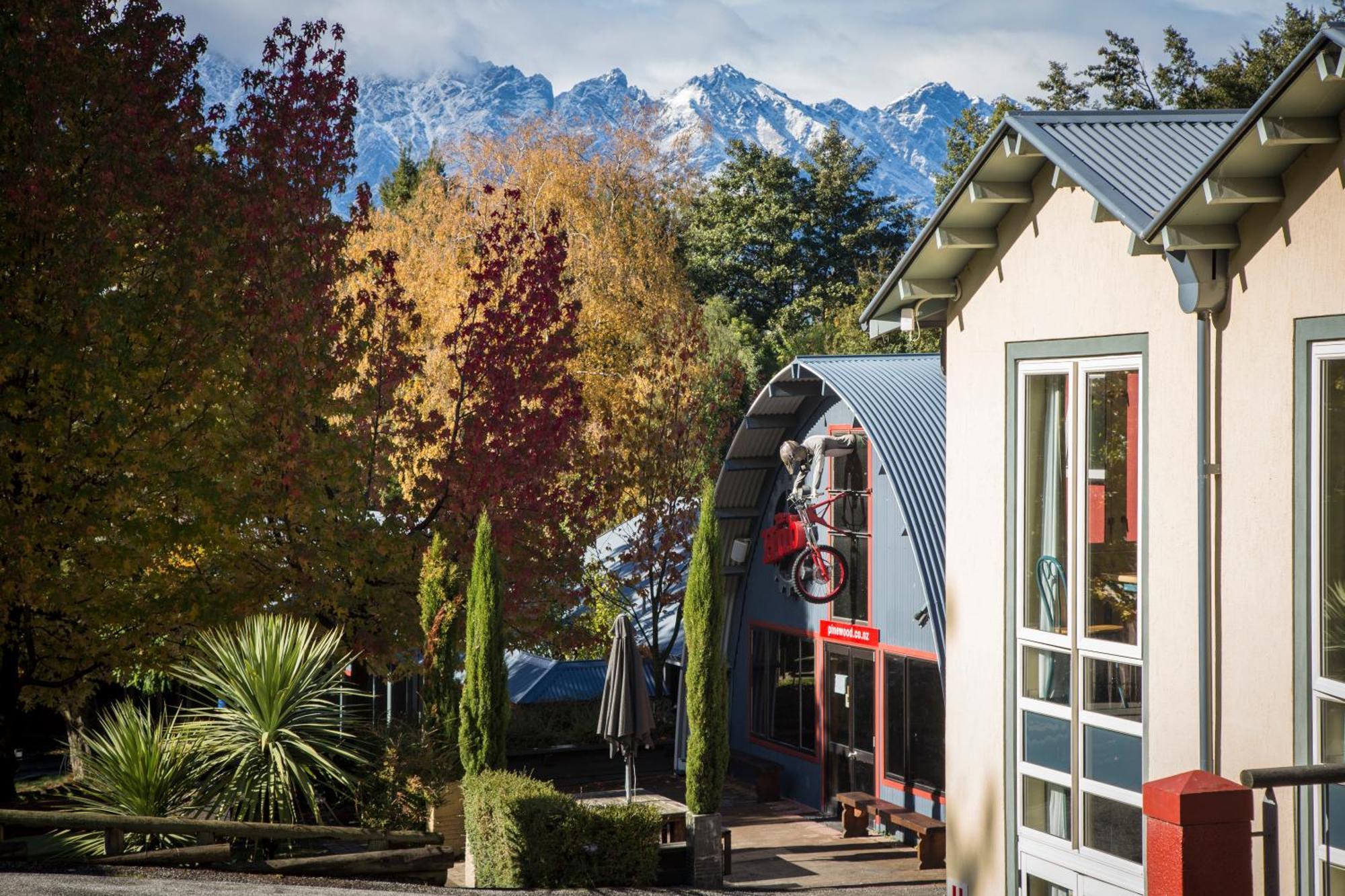 Pinewood Lodge Queenstown Eksteriør bilde